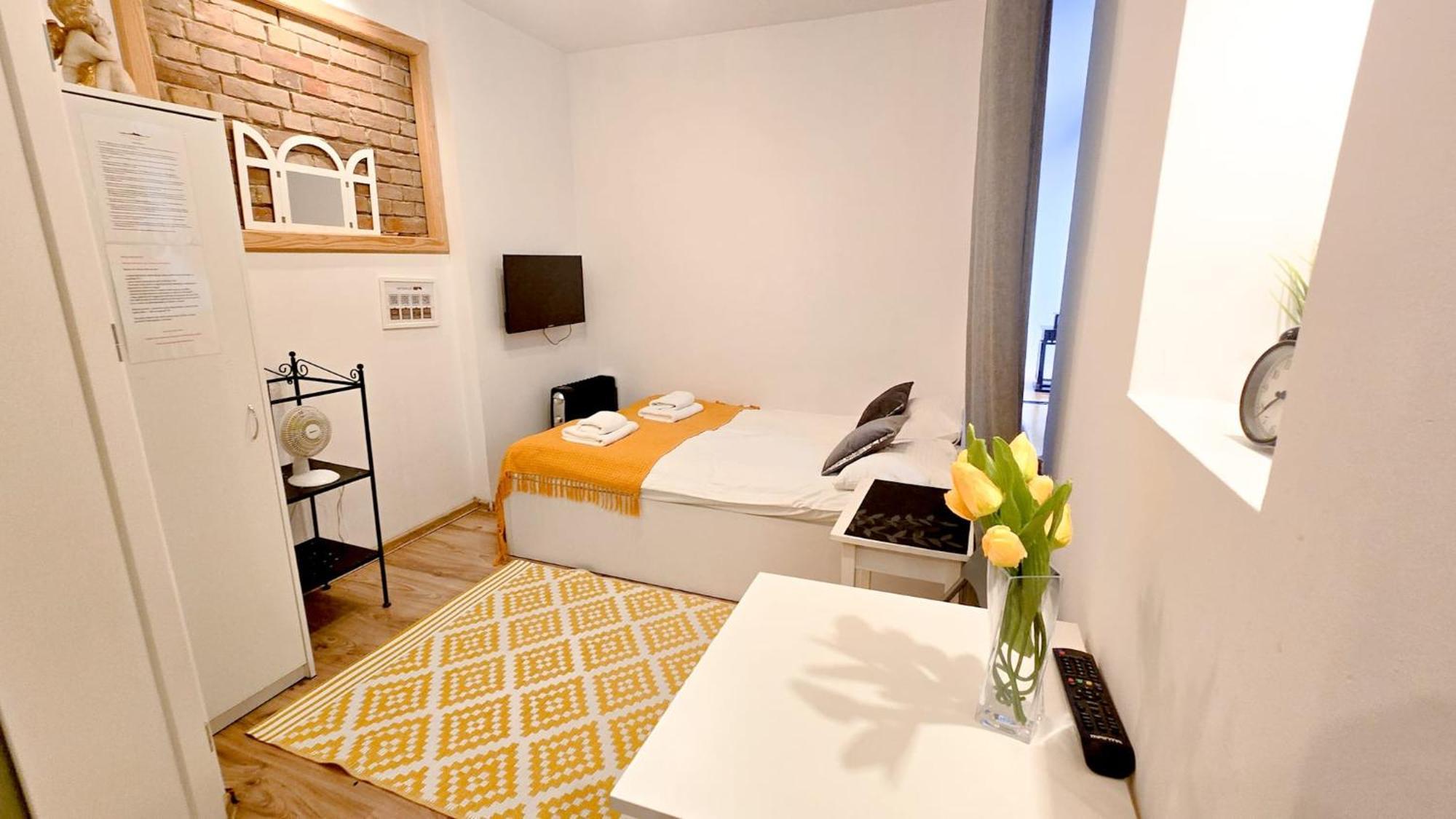 Aparthotel Ground Floor By Rentoom à Stary Toruń Extérieur photo